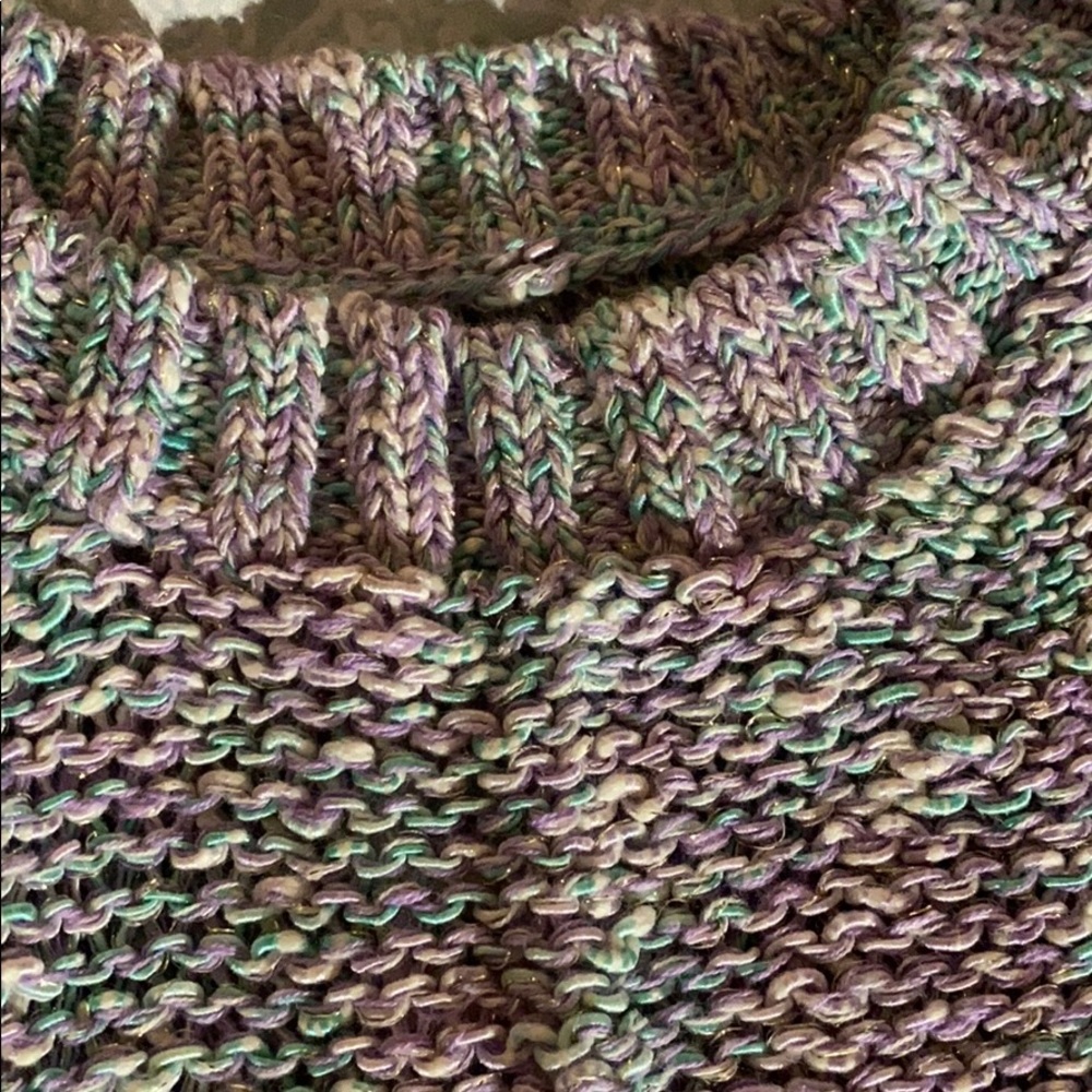 Sweater - Picture 2 of 4